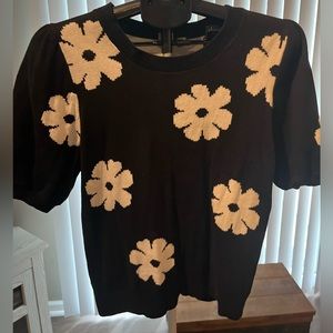 Gap Short-Sleeved Floral Puff-Sleeved Sweater